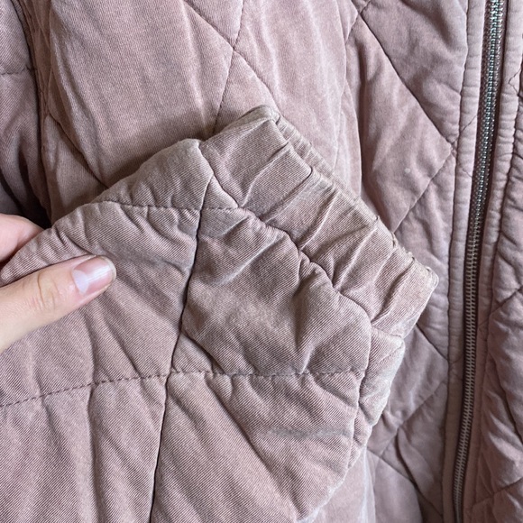 💖 2/$25 Wild Fable Mauve Quilted Jacket - Picture 7 of 9
